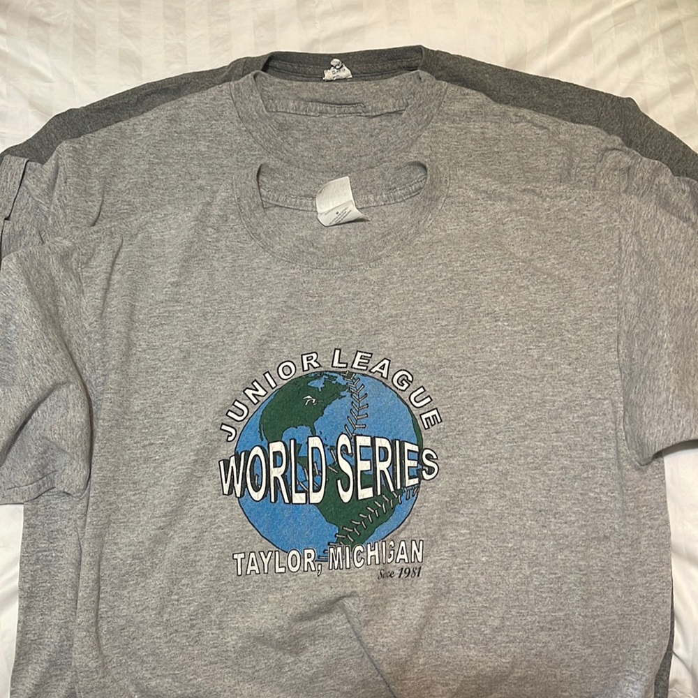 VINTAGE tshirt bundle (3) Size Large